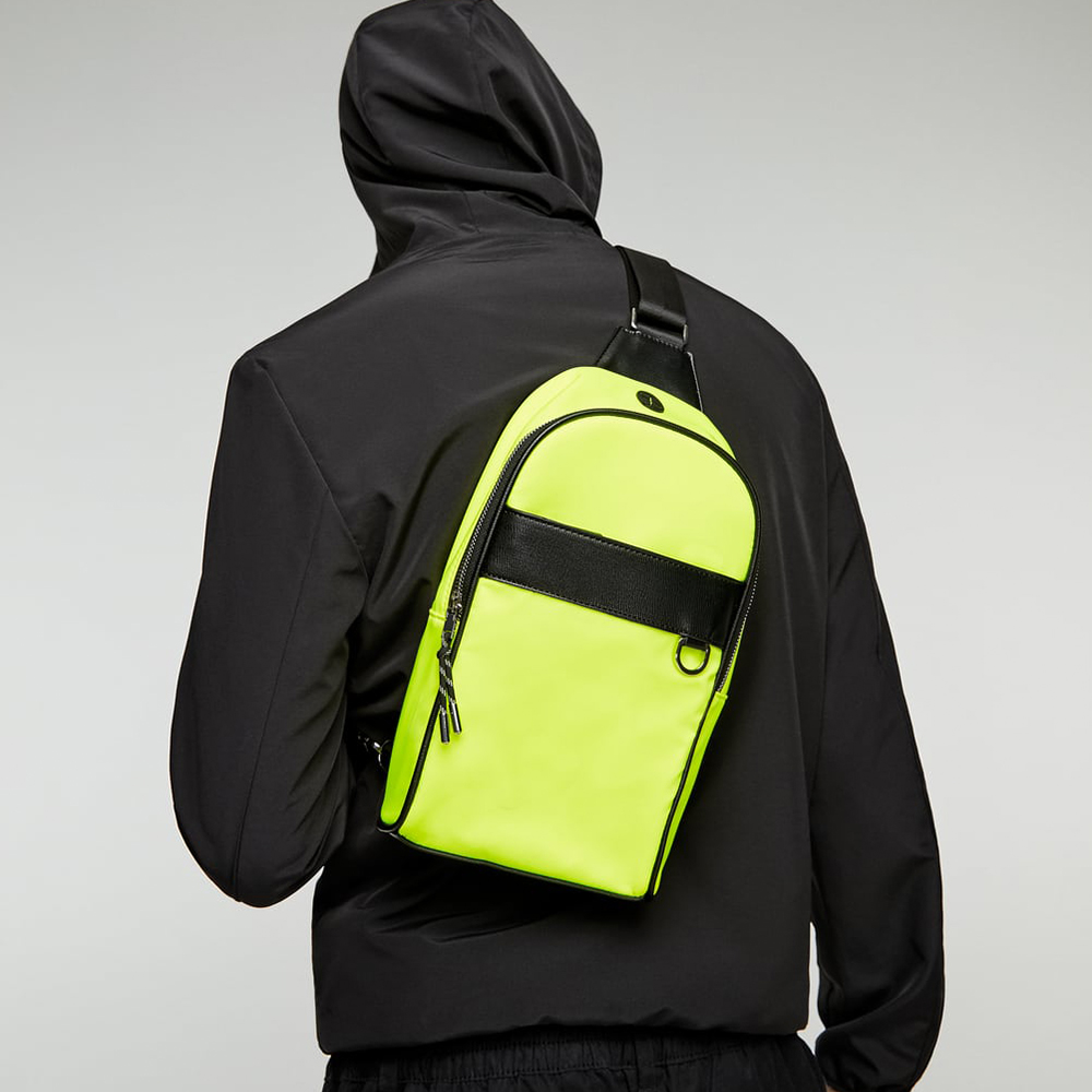 one-shoulder-backpack1-8